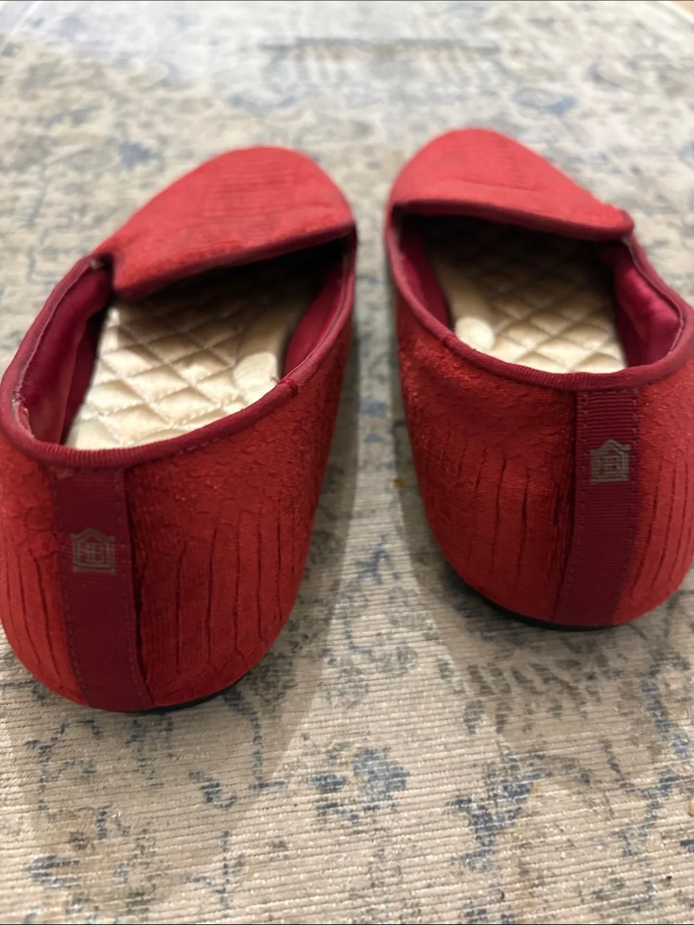 Birdies comfortable red